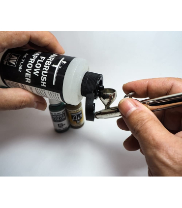 بهبود دهنده جریان مخصوص ایربراش والجو مدل 200ML Airbrush Flow Improver VJ71562  برند Vallejo