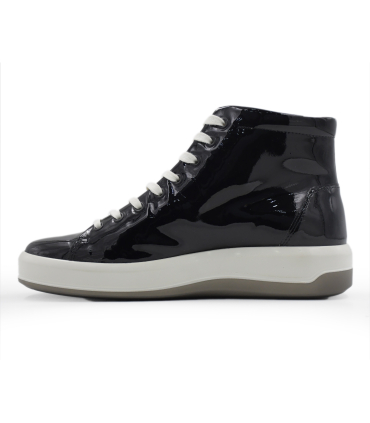 اسنیکر ساق بلند زنانه اکو مدل سافت 9 های تاپ Soft Shoes Women's Soft 9 Hightop Sneakers