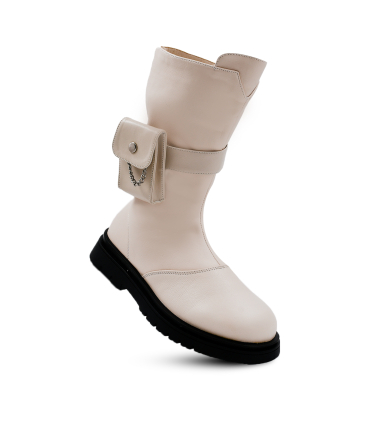 بوت چرم کرمی نومینو مدل جیب بغل Nominoo leather boots