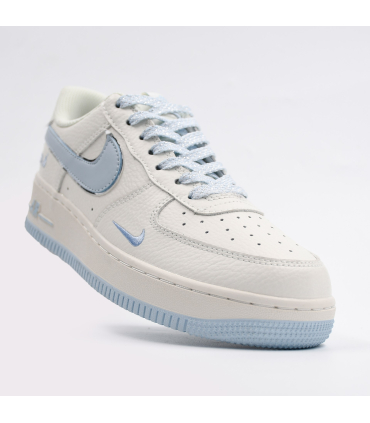 کفش زنانه نایک ایر فورس 1 فرش بیجNike Air Force 1 Fresh