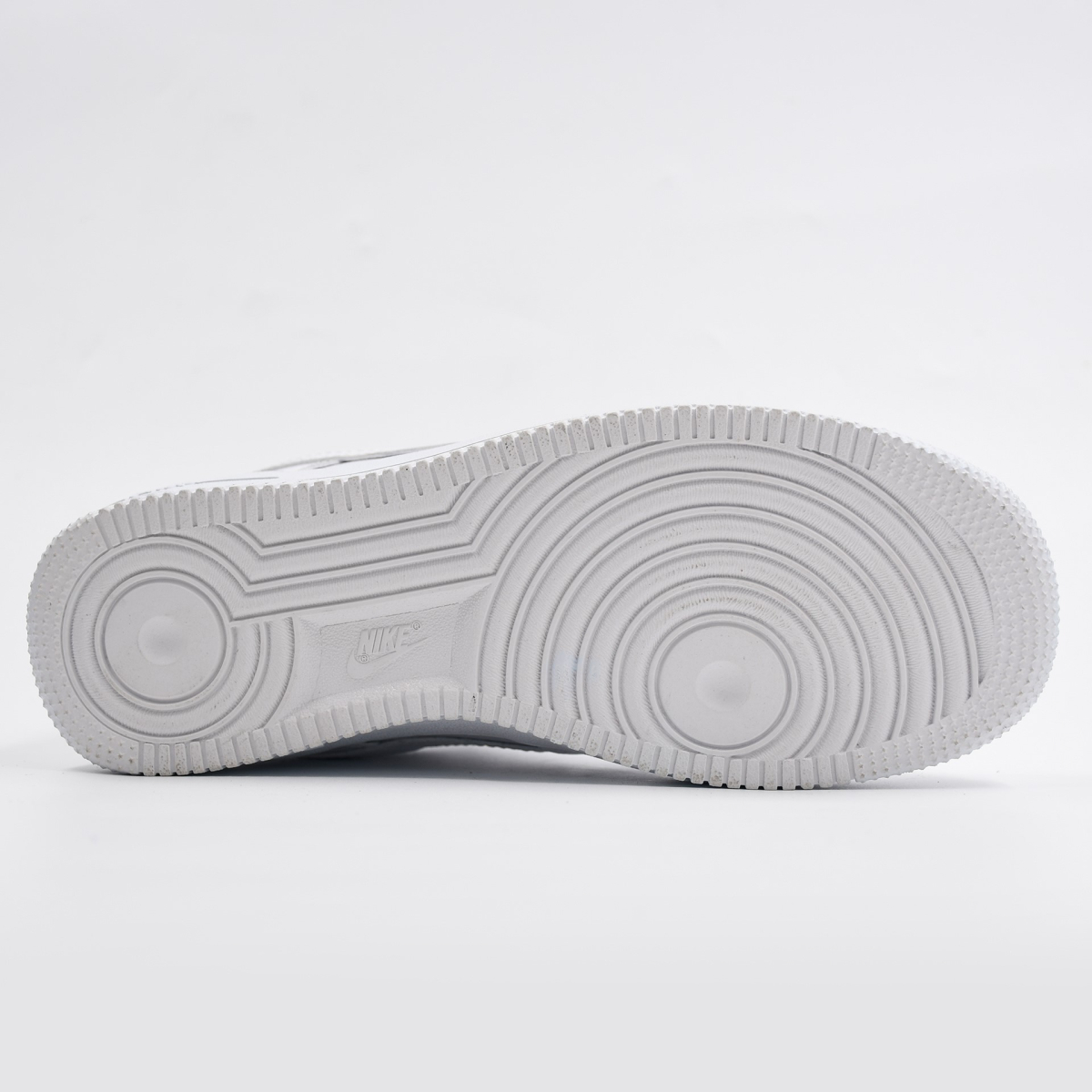 کفش کتانی نایک ایر فورس سفید Nike Air Force 1 Low Sneakers