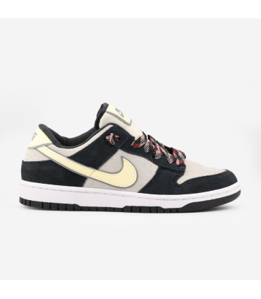 کفش کتانی نایک SB دانک لو مدل Nike Dunk Low Black Suede کد DV3054-001