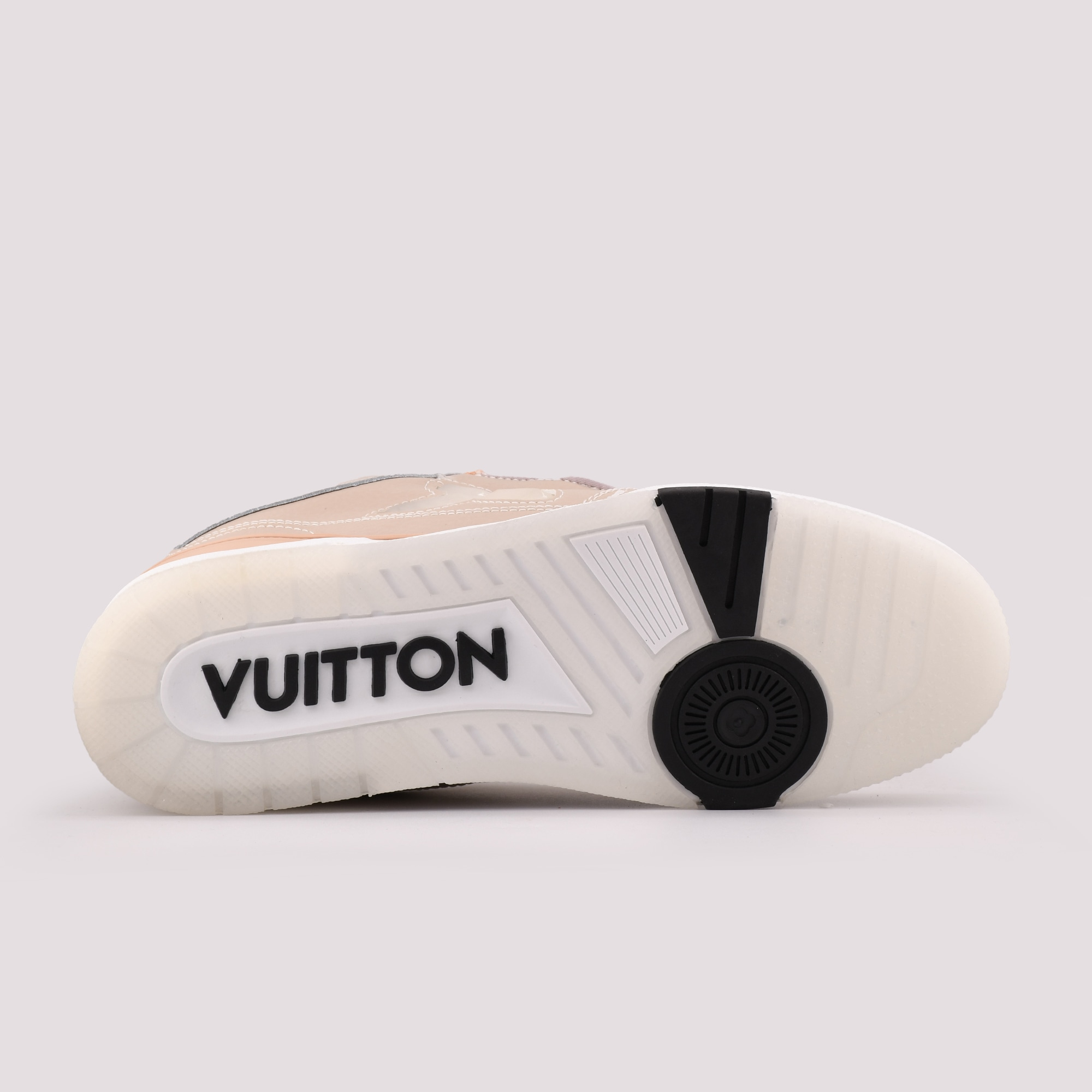 کفش اسنیکر مردانه Louis Vuitton مدل LV Skate رنگ بژ | لوکس و راحت