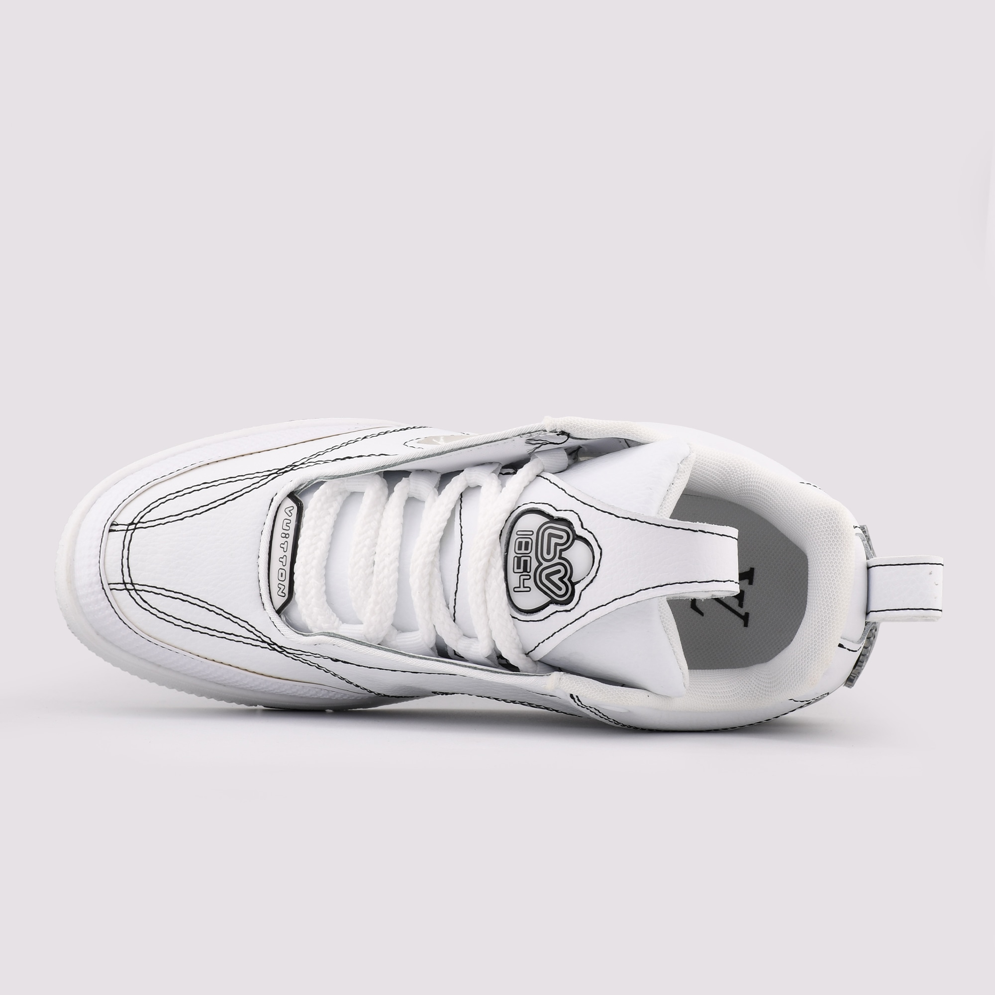 کفش اسنیکر لویی ویتون مدل LV Skate رنگ نقره ای