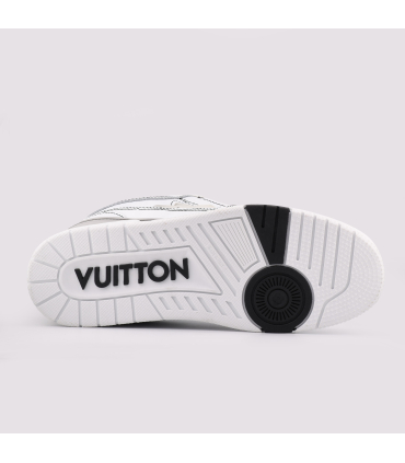 کفش اسنیکر لویی ویتون مدل LV Skate رنگ نقره ای