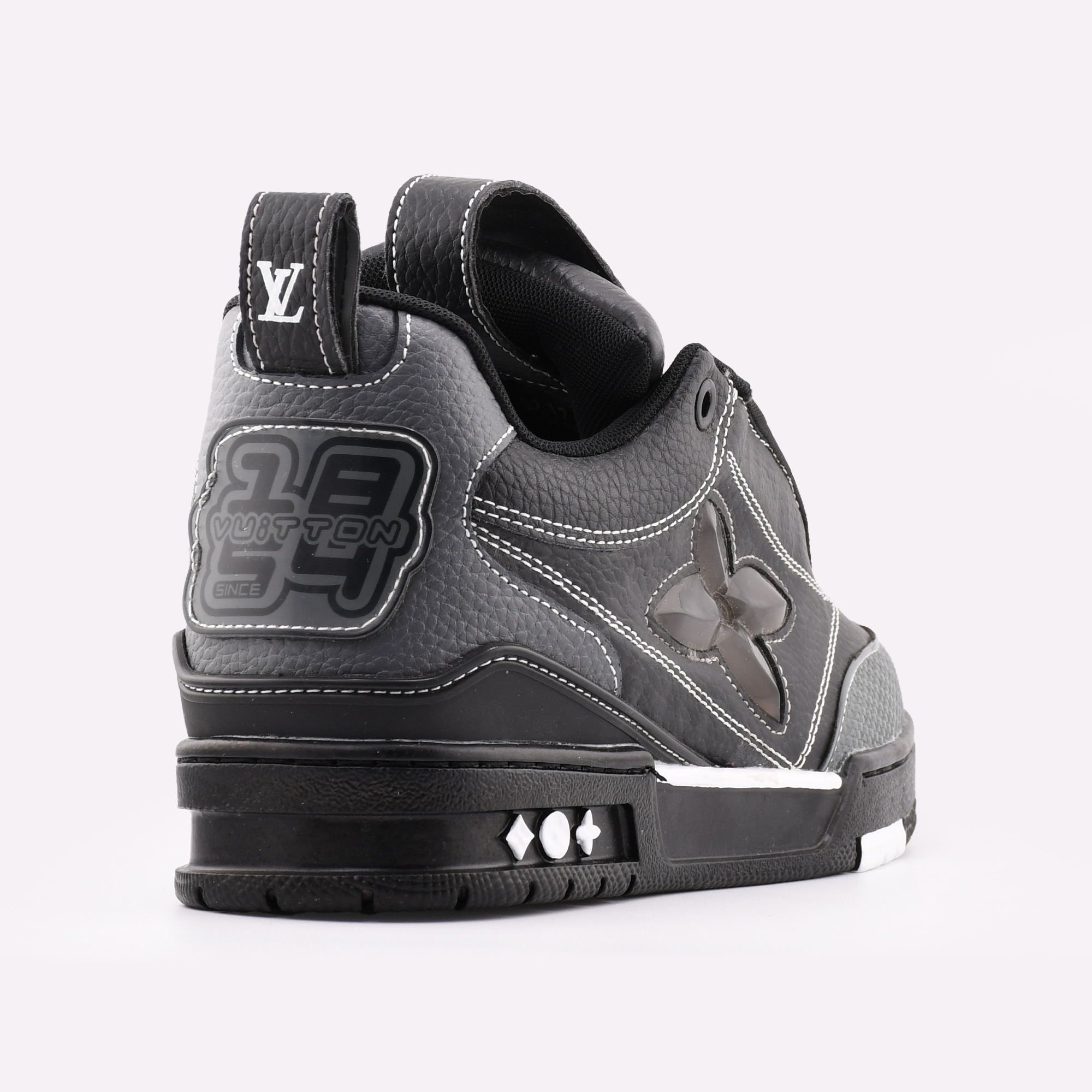 اسنیکر لویی ویتون LV Skate اورجینال - مشکی