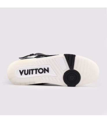 اسنیکر لویی ویتون مدل LV Trainer - ترکیب رنگ مشکی و سفید