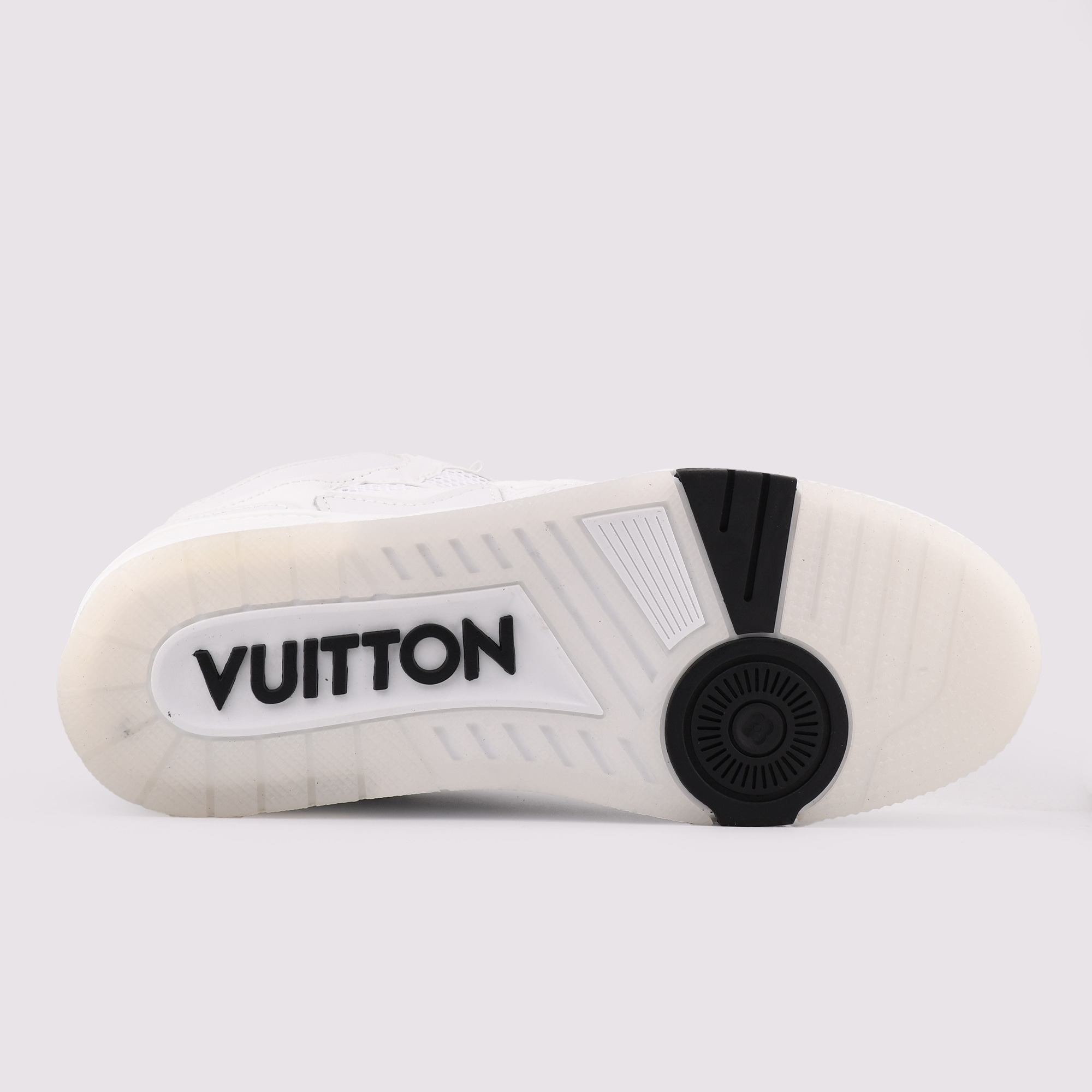 کفش اسنیکر لویی ویتون مدل LV Skate رنگ سفید