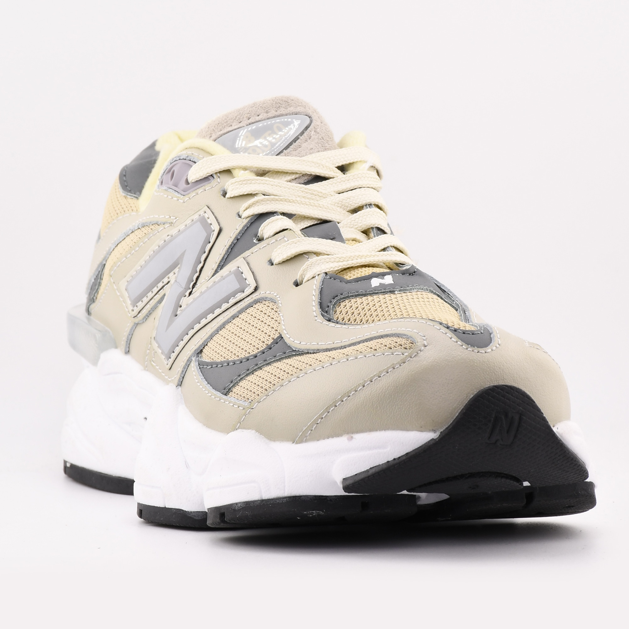 اسنیکر نیو بالانس 9060 اورجینال - رنگ بژ (Beige)