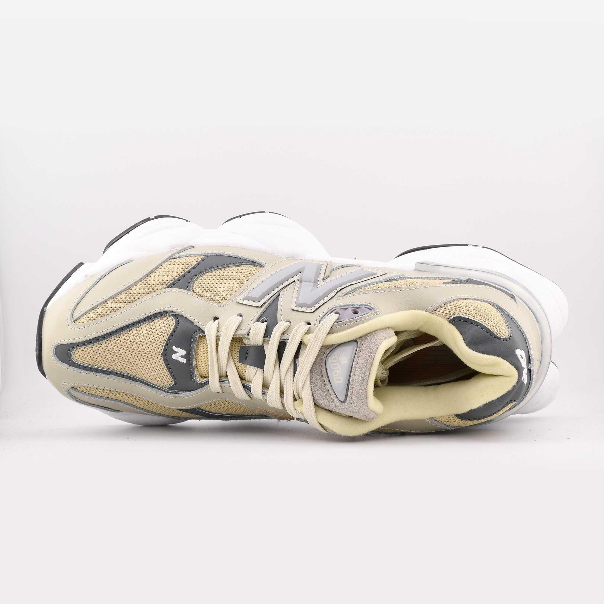 اسنیکر نیو بالانس 9060 اورجینال - رنگ بژ (Beige)